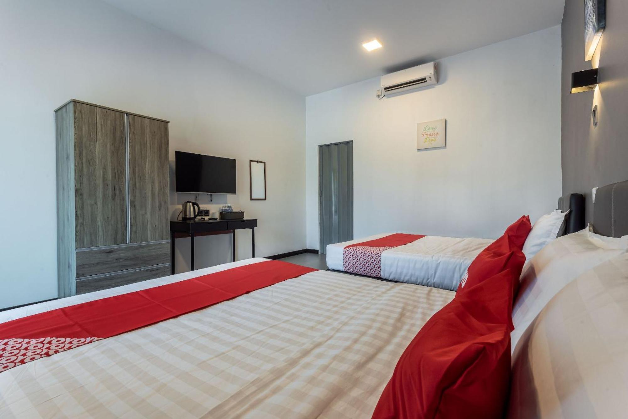 Oyo 90149 Pua Family Semporna Hotel Ngoại thất bức ảnh